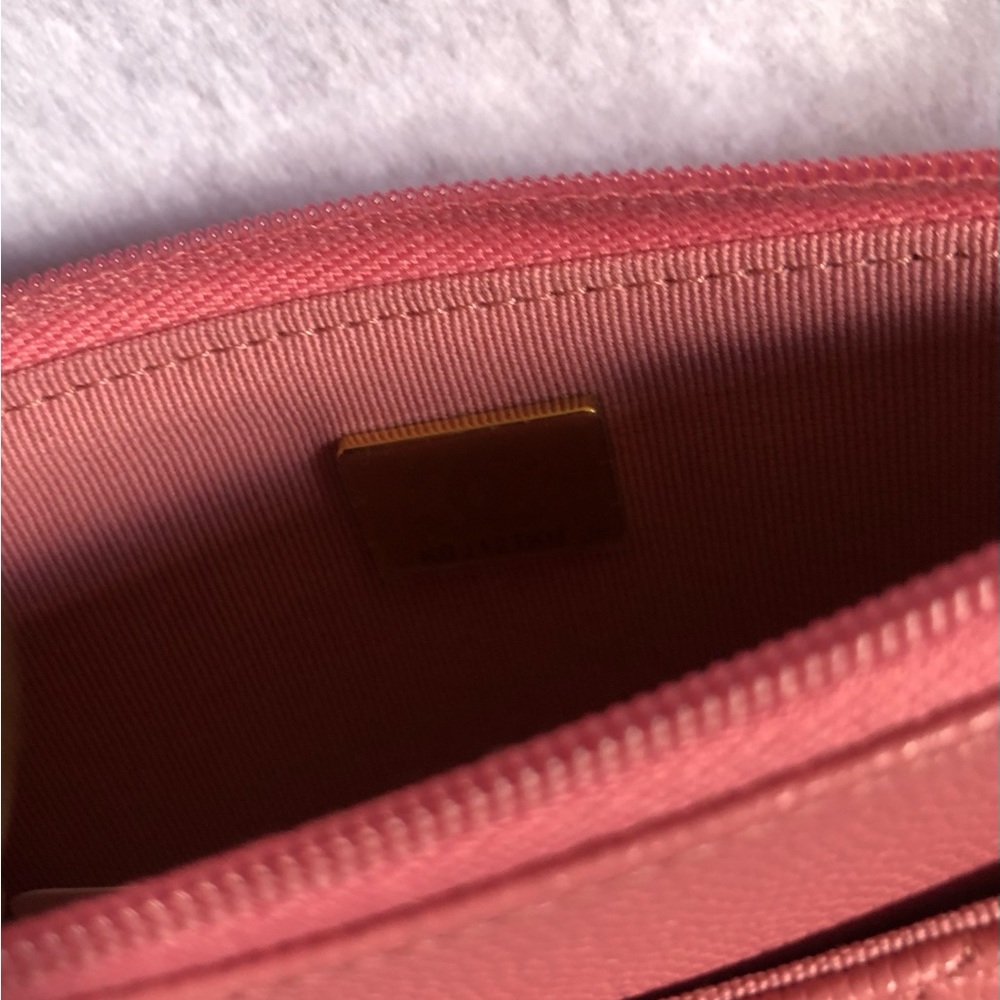 New Chanel WOC from the 22 Collection! - Picture 8 of 10